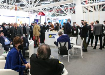 Ard Discount al salone Marca a Bologna con Nino Frassica e la food blogger Giusina