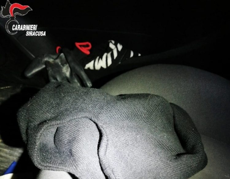 Assalto armato in una villa a Siracusa: un fermo