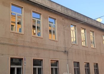 Comiso, infissi nuovi nell'edificio scolastico del Saliceto