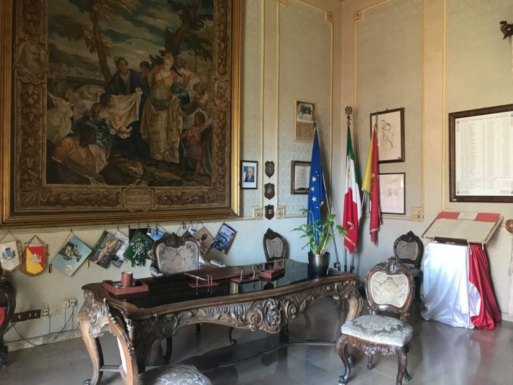 Scicli, le domande delle opposizioni sul rimpasto di Giunta