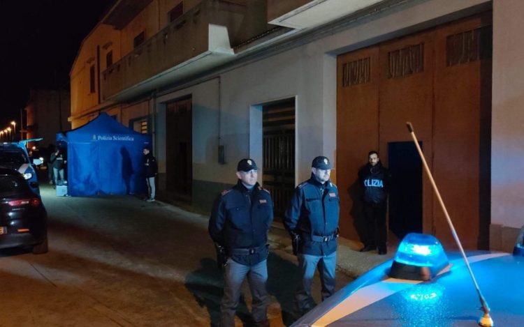 Matteo Messina Denaro, documenti con sigle e numeri nel covo del boss