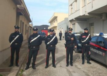 Nel covo del boss Matteo Messina Denaro vestiti di lusso e pillole blu