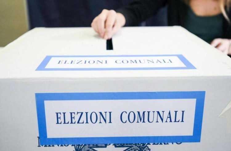 Cassì c’è’, Schininà pure. Il Pd nicchia, i 5 Stelle osservano, il Centrodestra tace e Barone…