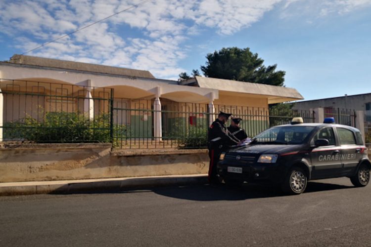 Furto in una scuola di Santa Croce Camerina: denunciati 2 giovani