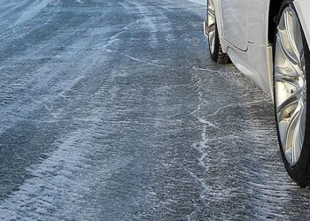 Modica, temperature in calo: allerta ghiaccio in strada