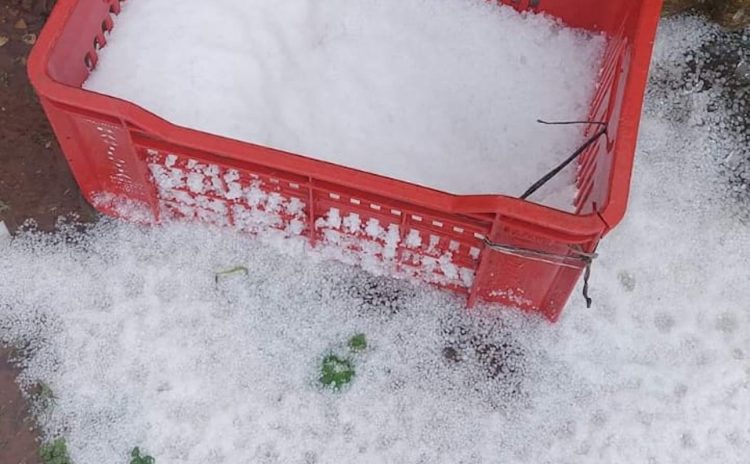 Maltempo, grandinata ad Acate: strade imbiancate