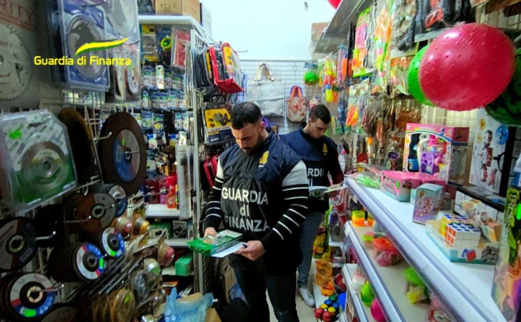 Gdf Catania sequestra 30mila giocattoli per bambini