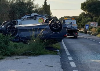 Tre feriti. E’ il bilancio dell’incidente stradale avvenuto oggi pomeriggio intorno alle 16 sulla ex SS 115, la strada che da Vittoria porta a Gela.
