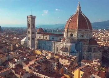 Turismo globale, piena ripresa entro il 2025