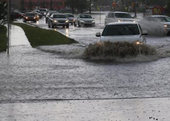 Maltempo in arrivo, venti forti e temporali: allerta meteo