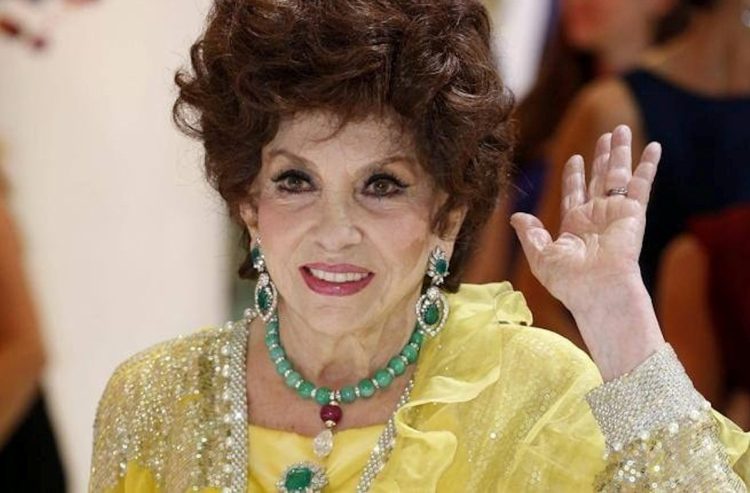 E' morta Gina Lollobrigida, addio alla diva del cinema italiano: aveva 95 anni