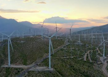 Ue, 4 miliardi a 8 Paesi per la transizione energetica