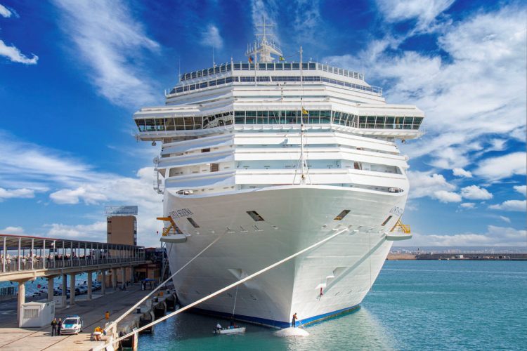 Sicilia, corsi di formazione per lavorare su Costa Crociere