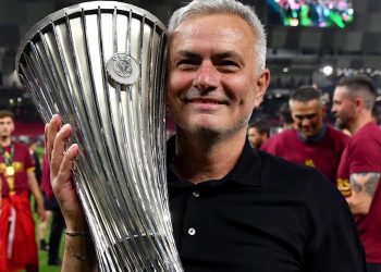 Tecnico vincente e grande comunicatore, Mou compie 60 anni