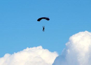 Parapendio precipita nel Messinese: un morto e una ferita