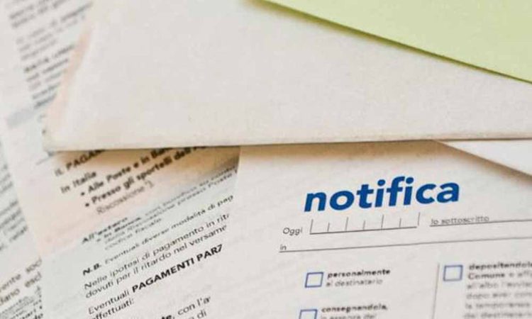 Rottamazione quater, stralcio cartelle esattoriali fino a 1000 euro: come fare domanda e scadenza