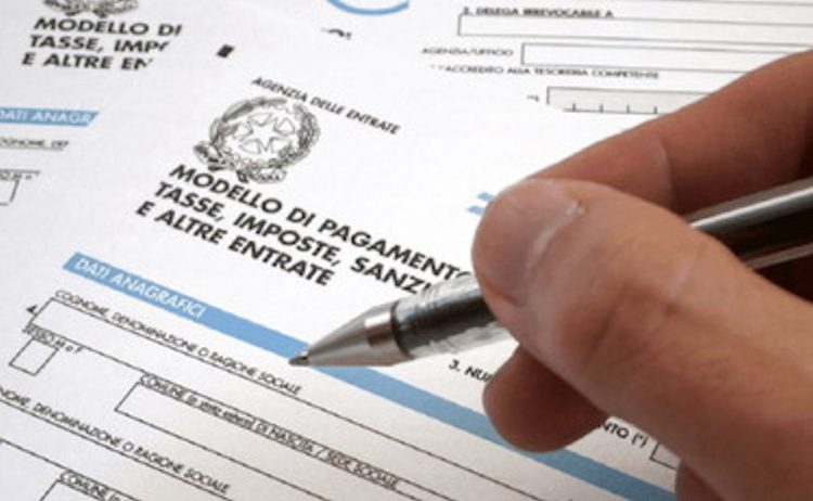 Rottamazione 2023, stralcio cartelle esattoriali e quali debiti sono esclusi: scadenza e domanda