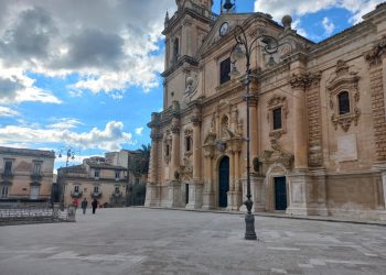 Confimprese Ragusa: grossi petardi esplosi sul sagrato della chiesa