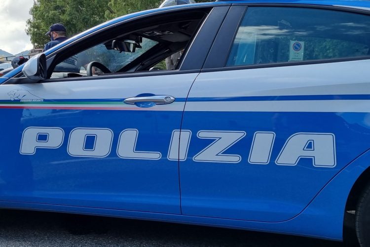 Strangolata in casa a Bagheria: fermata figlia 17enne