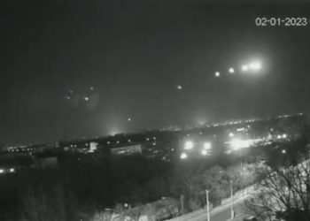 Ucraina, esplosioni a Nikopol e droni abbattuti