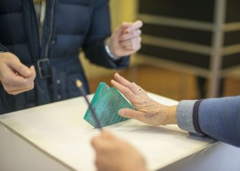 Regionali, urne aperte in Lazio e Lombardia per eleggere i nuovi governatori