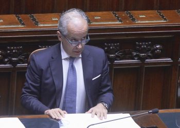 Immigrazione, Piantedosi “Tragedia nel crotonese non c’entra con le nuove regole”