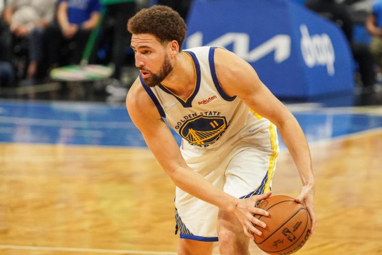 Thompson trascina Golden State, Jazz ko con i Mavericks