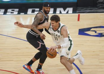 Milwaukee vince ancora, successi anche per Clippers e Wizards