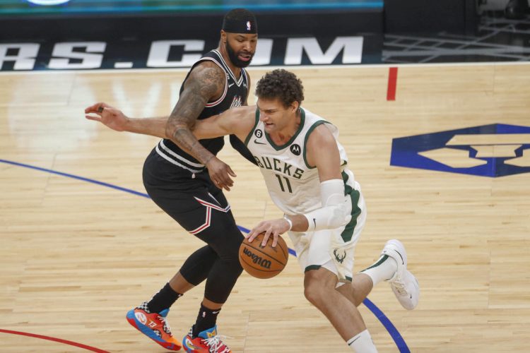 Milwaukee vince ancora, successi anche per Clippers e Wizards