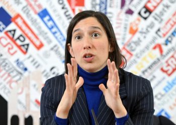 Centrodestra, Schlein “è diviso, facciamo esplodere le contraddizioni”