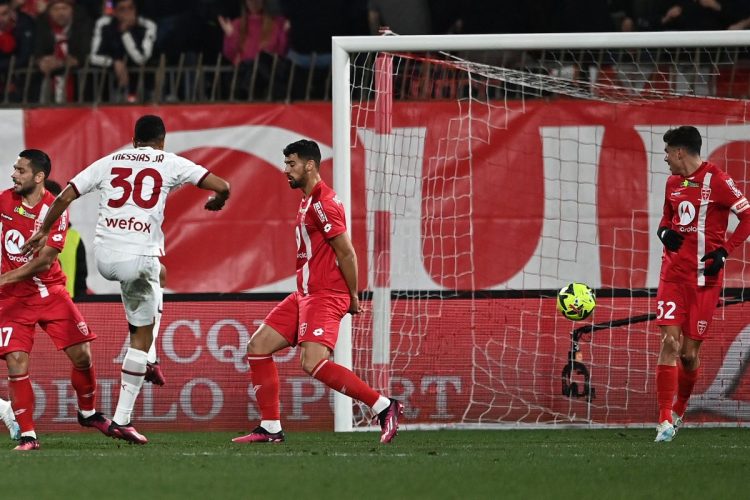 Altra vittoria per il Milan, Messias stende il Monza
