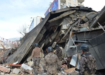 Nuova scossa di magnitudo 6.4 in Turchia