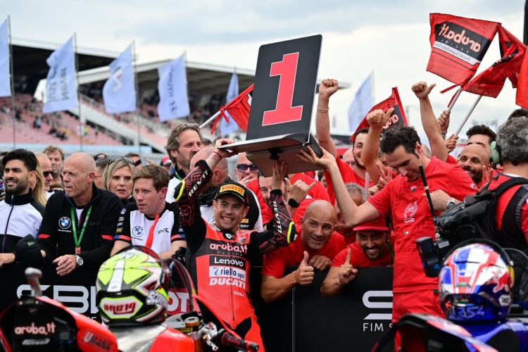 Test Superbike, a Phillip Island sfreccia Bautista