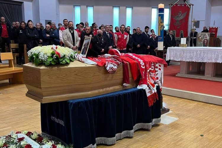 Perugia tributa l’ultimo saluto a Ilario Castagner