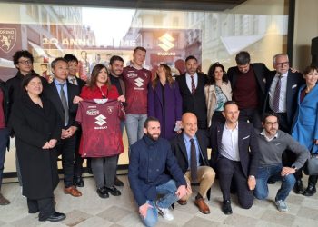 Suzuki-Torino, maglia speciale per celebrare 10 anni partnership