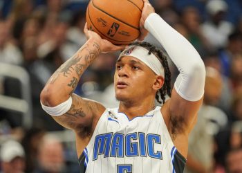 Orlando vince con 11 punti di Banchero, Utah all’overtime