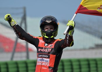 Mondiale Superbike al via, Bautista vince gara 1 a Phillip Island