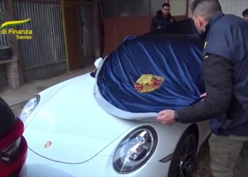 A Treviso truffa sulle criptovalute, sequestrati beni per 2 milioni