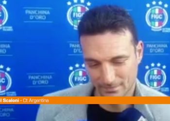 Scaloni “Gestire Messi bellissimo, è il migliore a gestire un match”