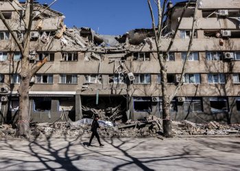 Un anno fa l’invasione russa in Ucraina, la pace è ancora lontana