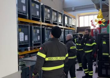 Vigili del fuoco pronti a partire per la Turchia colpita dal terremoto