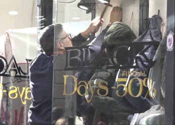 Commercio, in 10 anni spariti centomila negozi