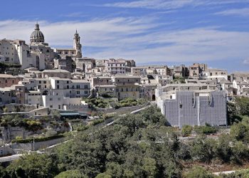 Ragusa Ibla di nuovo bloccati lavori ex Convento