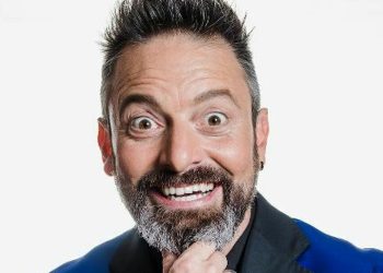 Il cabarettista di Zelig Marco Passiglia a Ragusa