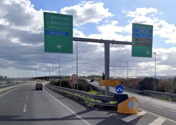Autostrada Sr-Ct chiusa per 3 giorni tra le 9 e le 18