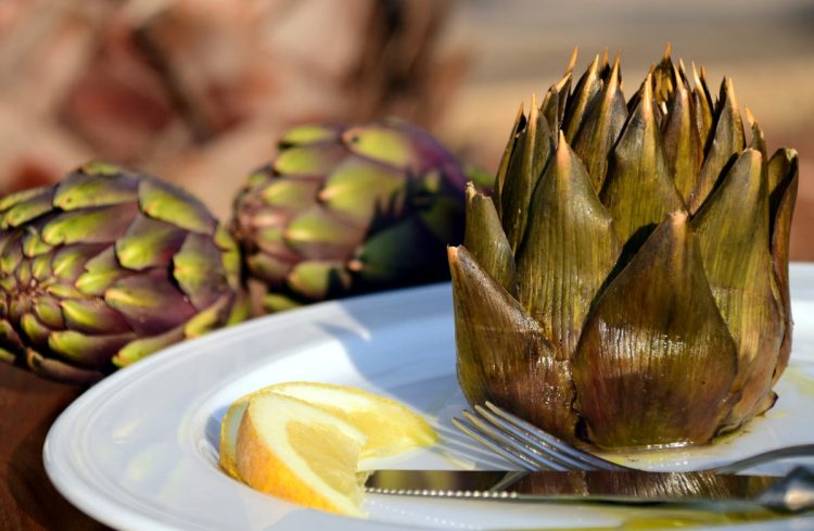 Le 10 proprietà benefiche dei carciofi