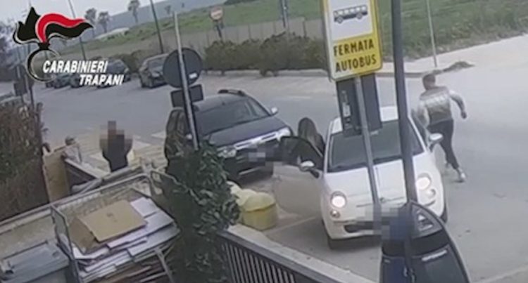 Blitz antidroga a Marsala: denunce cittadini sui social