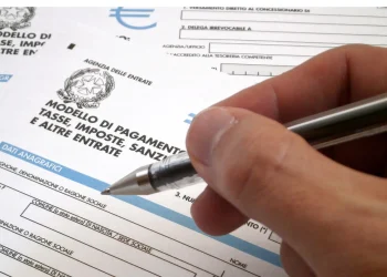 Cartelle esattoriali fino a 1.000 euro, nuovo condono Agenzia Entrate: ecco per quali debiti