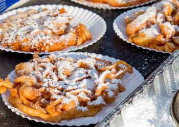 Chiacchiere di Carnevale: ricetta facile facile