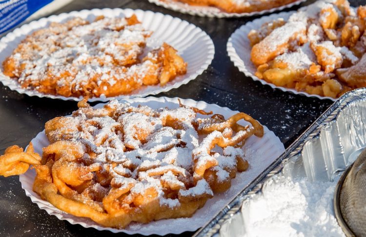 Chiacchiere di Carnevale: ricetta facile facile